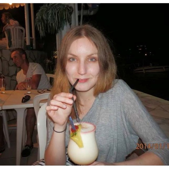 Meet You Posher, Irina - Picture 1 of 6